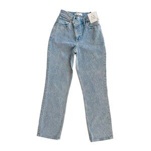 Abercrombie & Fitch Curve Love Ultra High Rise 90s Straight Jean